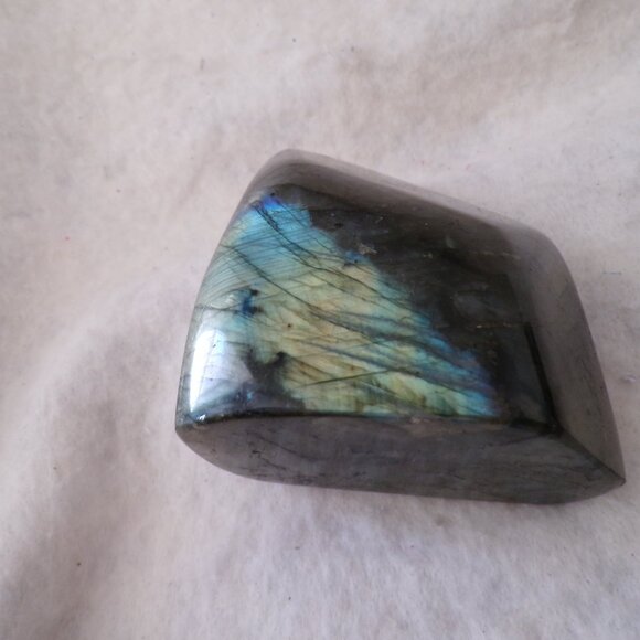 XL Flashy Labradorite Freeform Slab Tower Crystal Speciman - Picture 3 of 11